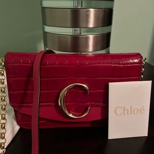 Authenticated Chloe croc-embossed brand new cross-body handbag. Red color.